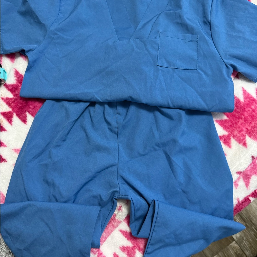 Toddler scrub set - Picture 4 of 8